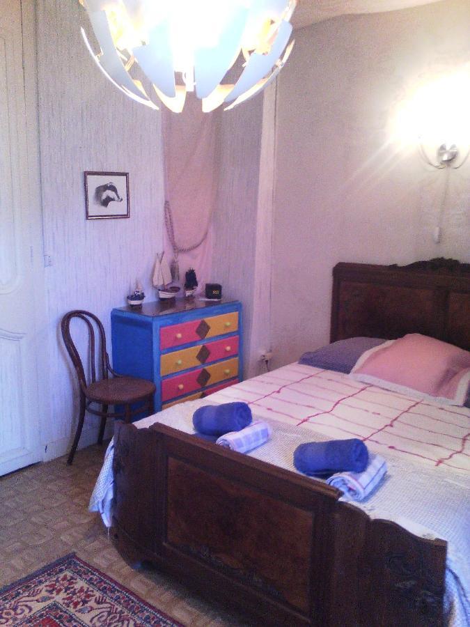 L'Ancien Patronage Guest House Caumont-sur-Garonne Eksteriør bilde